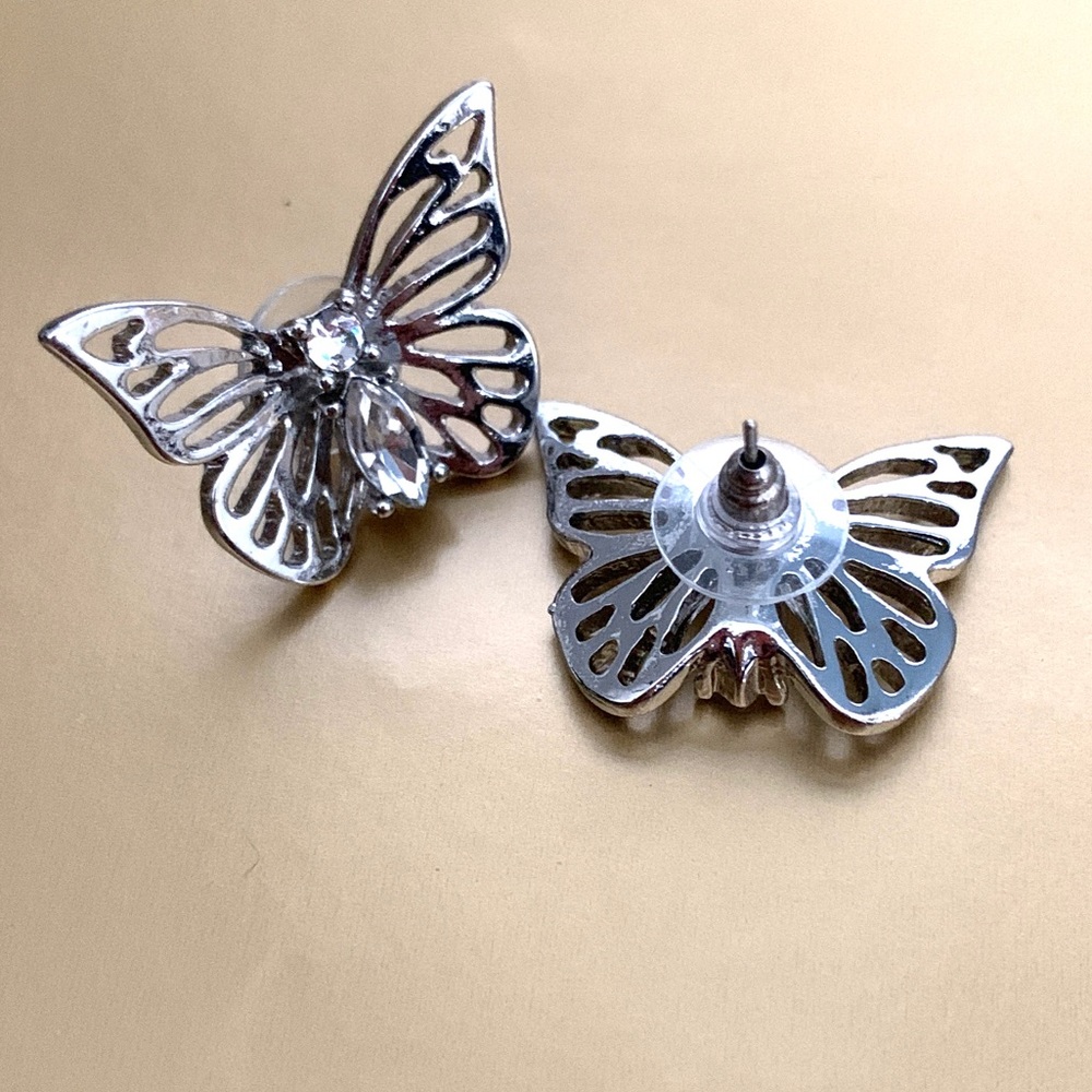 NEW NWT Silver Butterfly with Rhinestones Earrings Quality